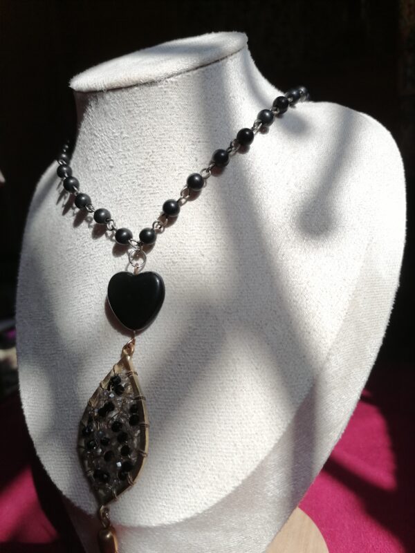 Midnight Elegance - Image 5